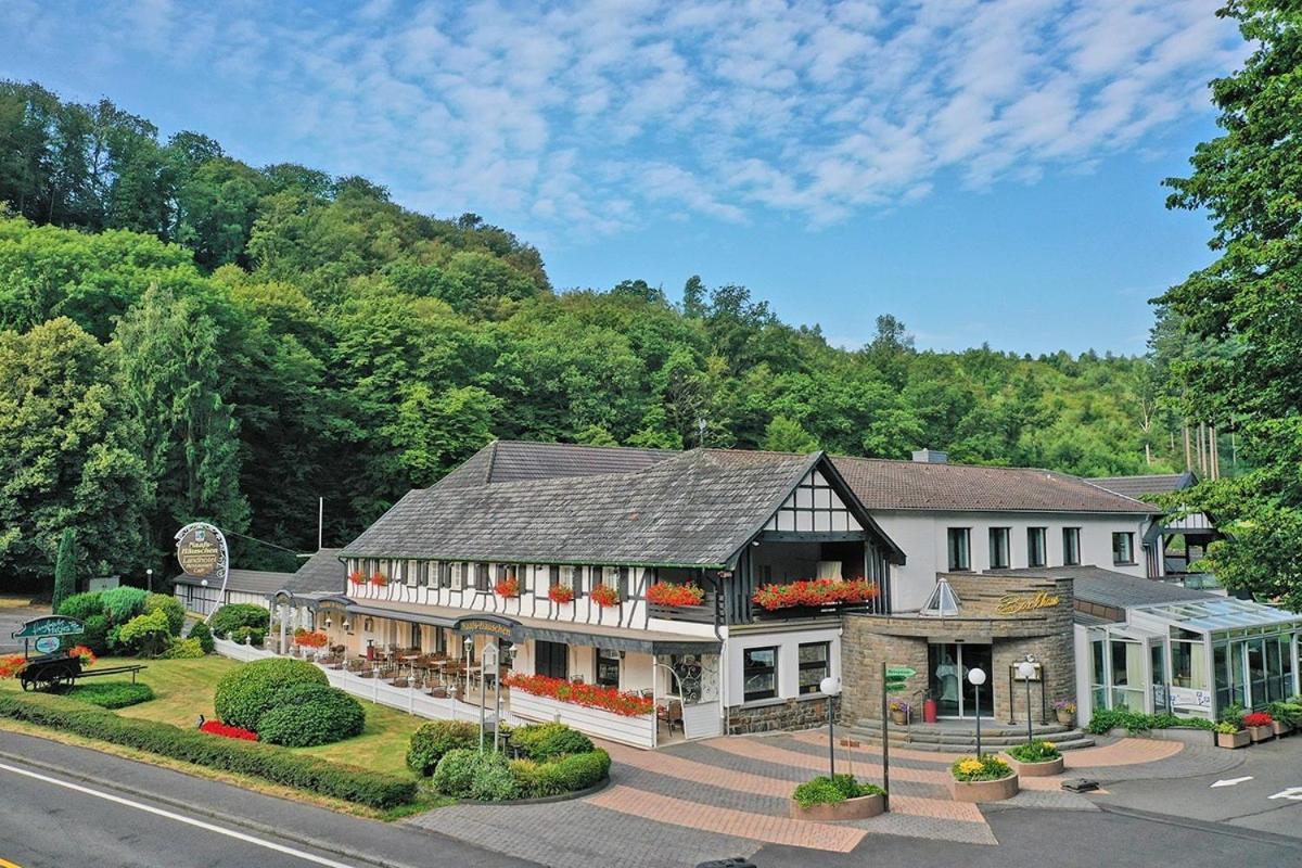 Landhotel Naafs-Haeuschen Lohmar Exterior foto